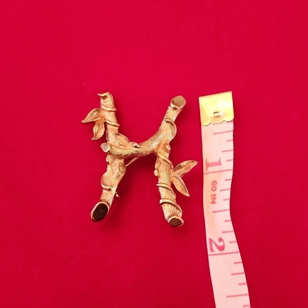 Vintage Signed Sarah Cov Gold Plated Initial H Brooch Pin - Picture 4 of 4